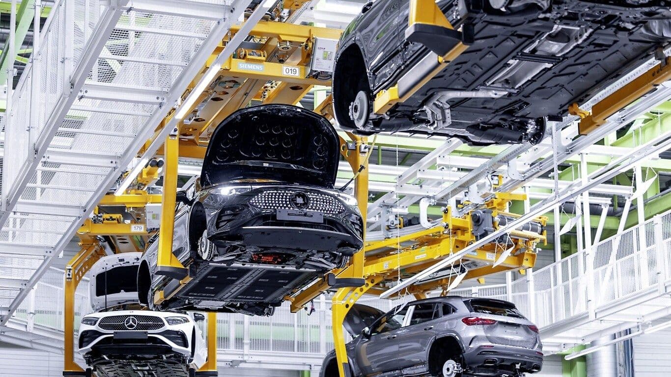 Mercedes-Benz Commences Production of Next-Gen Electric CLA Mercedes-Benz Commences Production of Next-Gen Electric CLA