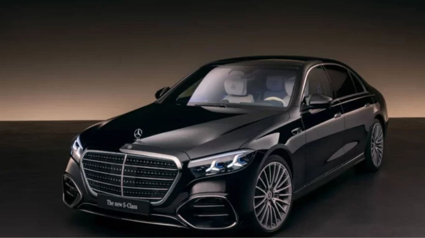Mercedes-Benz S-Class 2026 Facelift Unveiled: Dubai's Ultimate Luxury Upgrade Arrives Mercedes-Benz S-Class 2026 Facelift Unveiled: Dubai's Ultimate Luxury Upgrade Arrives