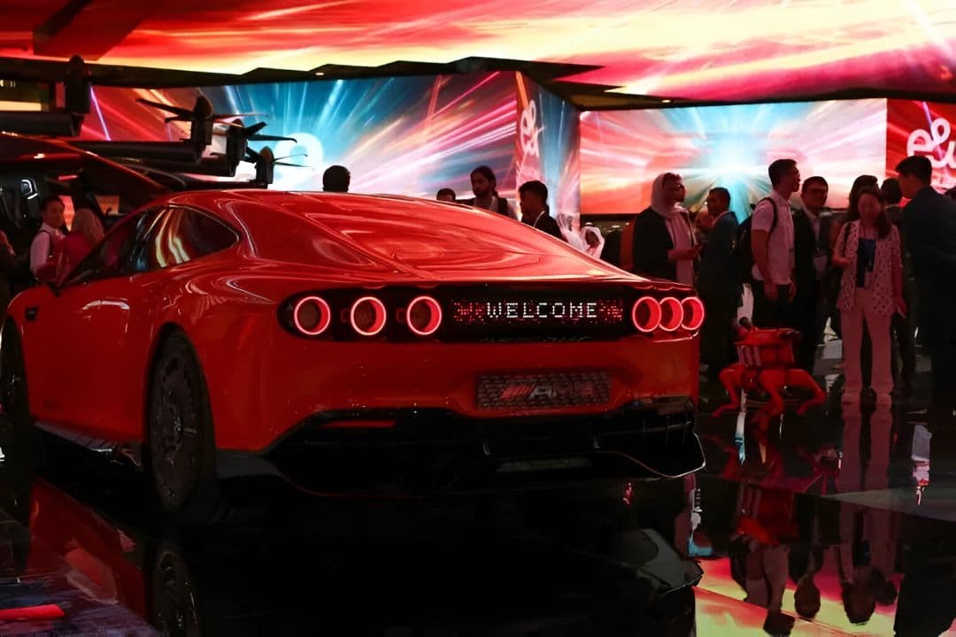 Mercedes-Benz Unveils CONCEPT AMG GT XX at GITEX Global 2025 Mercedes-Benz Unveils CONCEPT AMG GT XX at GITEX Global 2025