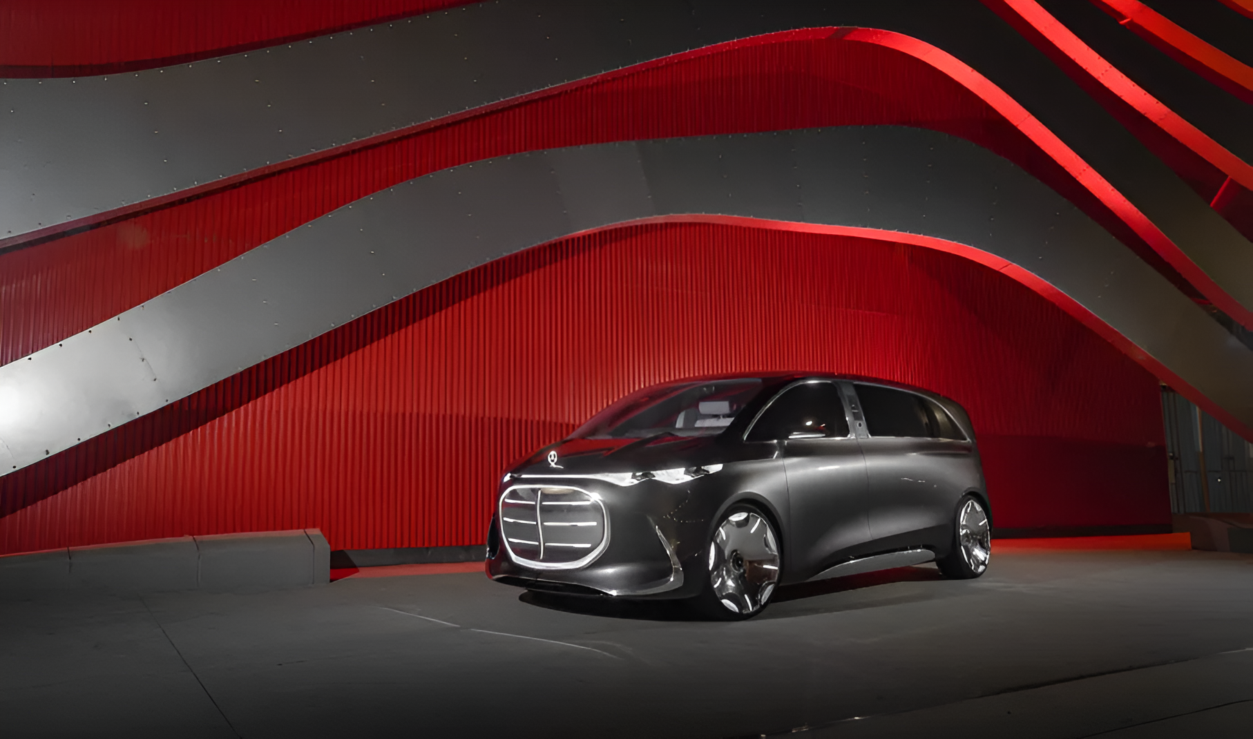 Mercedes-Benz Unveils the Vision V: A Groundbreaking Debut in California Mercedes-Benz Unveils the Vision V: A Groundbreaking Debut in California