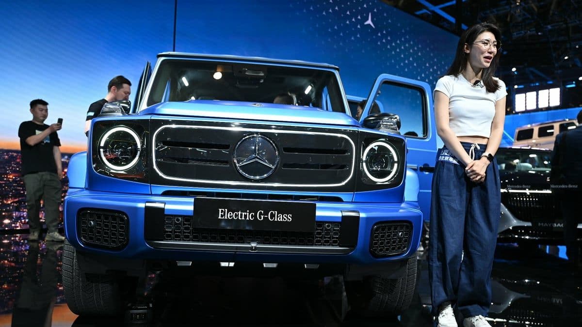 Mercedes to Cut Jobs in China Due to Rising Local Competition Mercedes to Cut Jobs in China Due to Rising Local Competition