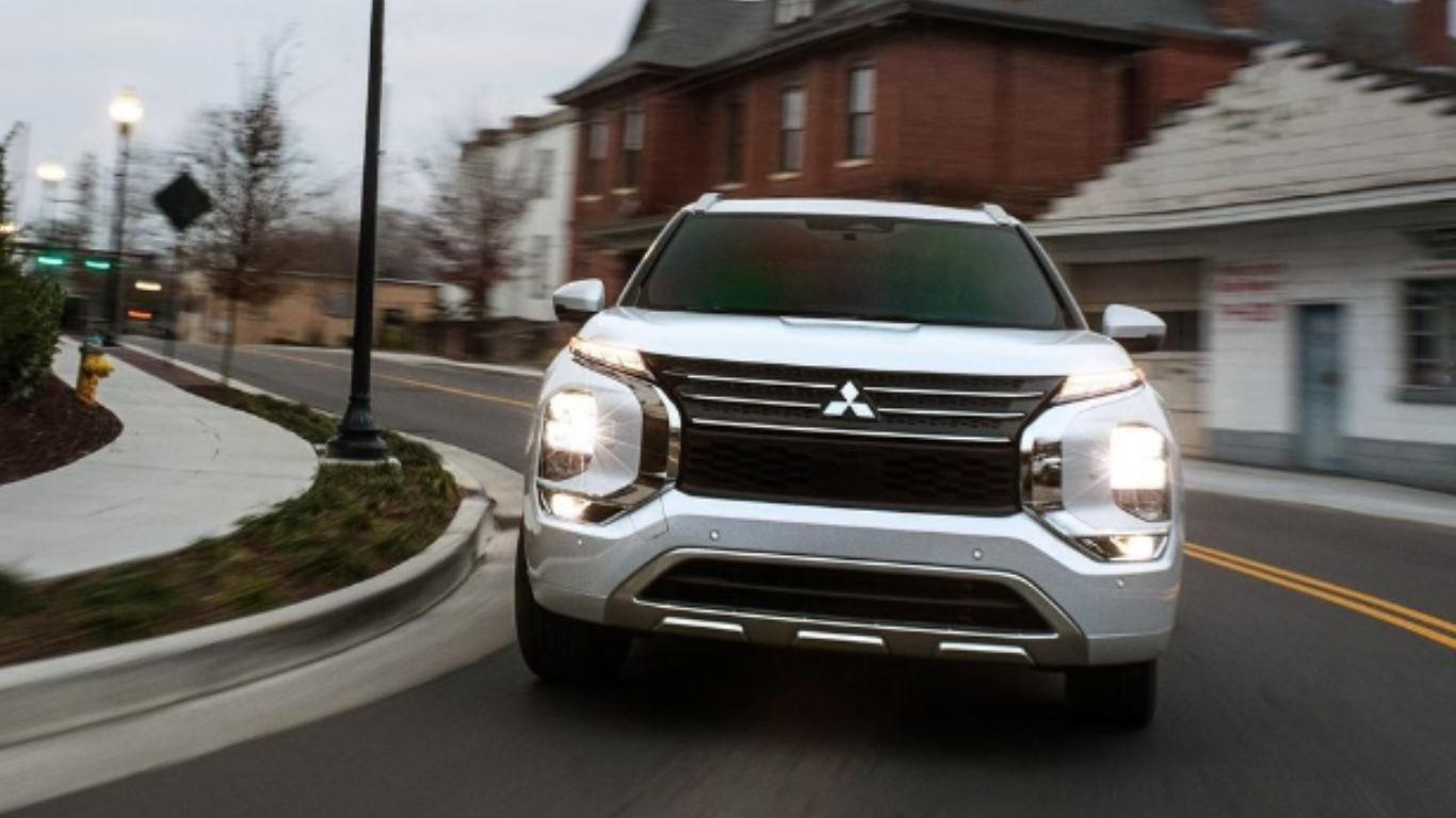 Comparison Between Mitsubishi ASX and Mitsubishi Outlander Comparison Between Mitsubishi ASX and Mitsubishi Outlander