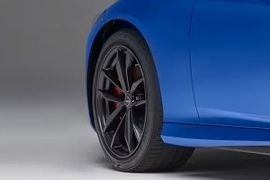 Nissan z wheel Nissan z wheel