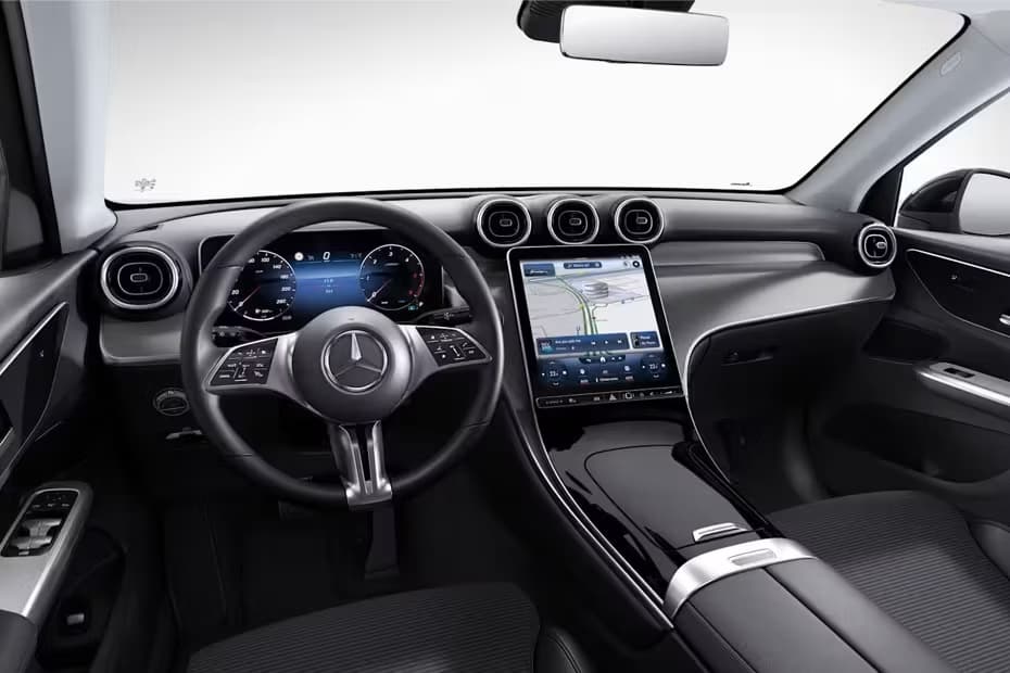 Mercedes-Benz GLC-Class Dashboard View Mercedes-Benz GLC-Class Dashboard View