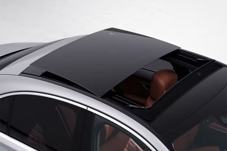 Mercedes-Benz S-Class Sunroof And Moonroof Over Top View Mercedes-Benz S-Class Sunroof And Moonroof Over Top View