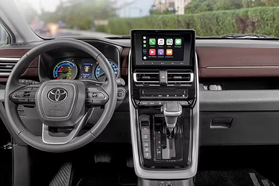 Toyota Innova Hycross Dashboard Layout Floating Touchscreen With Dual Tone Interior Toyota Innova Hycross Dashboard Layout Floating Touchscreen With Dual Tone Interior