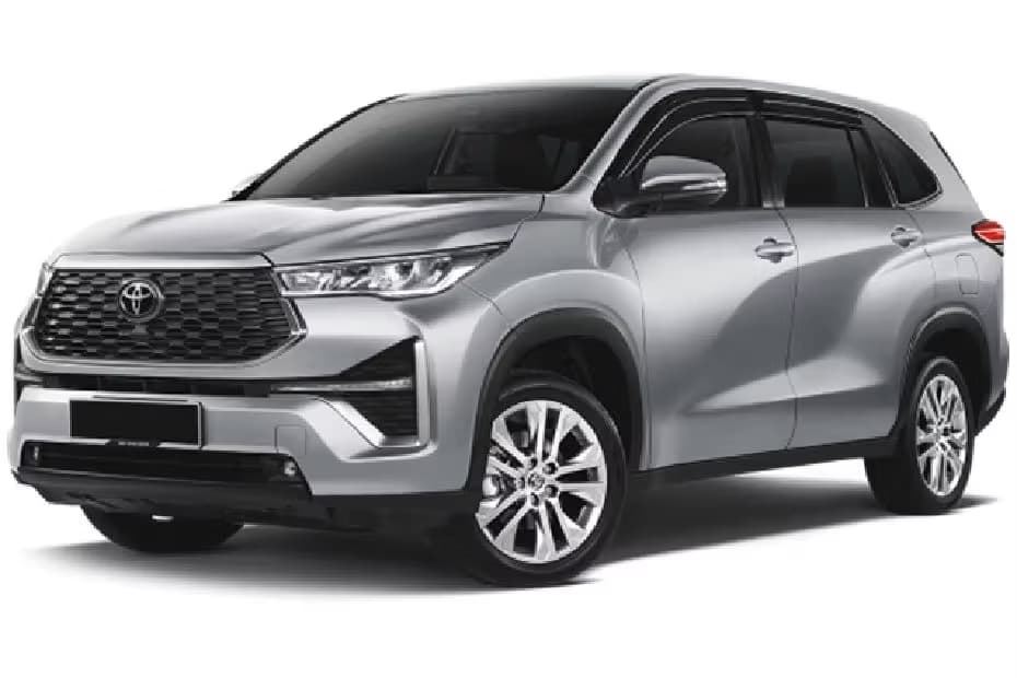 Toyota Innova Hycross Silver Metallic