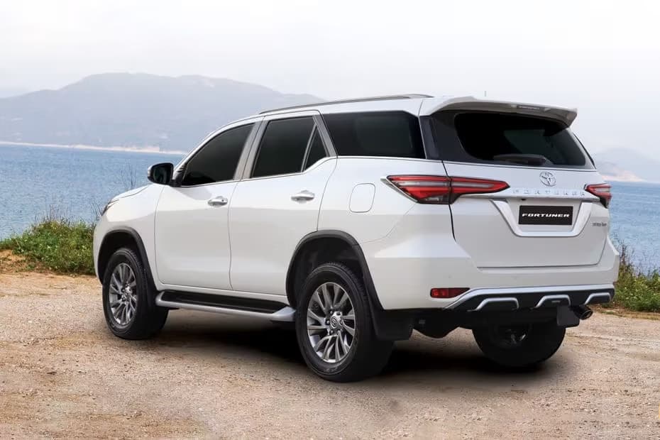 Toyota Fortune Rear Side Cross View Tail Light And Rear Side Alloy Wheel Toyota Fortune Rear Side Cross View Tail Light And Rear Side Alloy Wheel