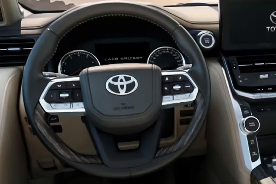 Toyota Land Cruiser Steering Wheel With Multi Function Controls Toyota Land Cruiser Steering Wheel With Multi Function Controls