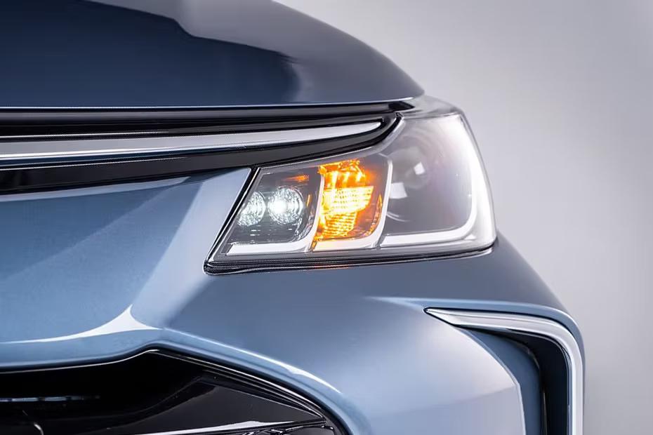 Toyota Corolla Celestite Grey Front LED DRL View Toyota Corolla Celestite Grey Front LED DRL View