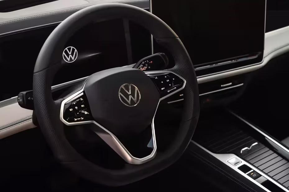 Volkswagen Passat Steering Wheel With Floating Screen Center Console Volkswagen Passat Steering Wheel With Floating Screen Center Console