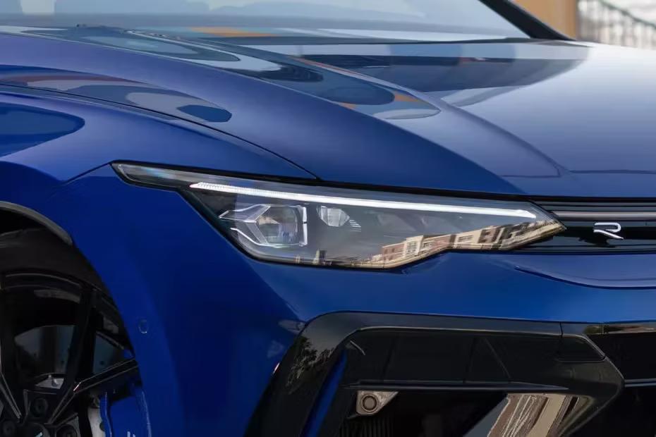 Volkswagen Golf R Front Headlight With DRLs Volkswagen Golf R Front Headlight With DRLs