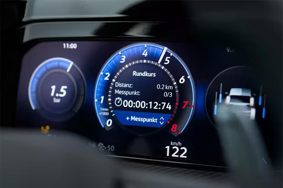 Volkswagen Golf R Tacho Meter Closer Volkswagen Golf R Tacho Meter Closer