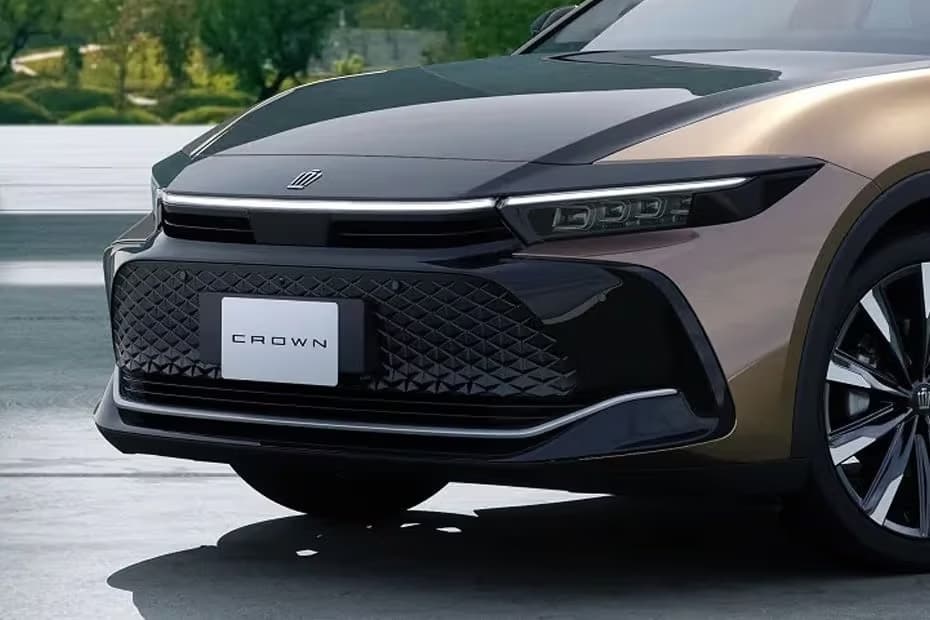 Crown Hybrid grille View Crown Hybrid grille View