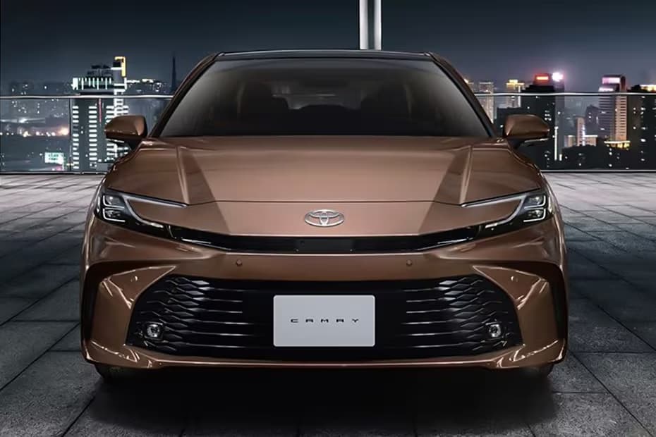 Toyota Cemry Hybrid precioun Bronze Front LED DRL Toyota Cemry Hybrid precioun Bronze Front LED DRL