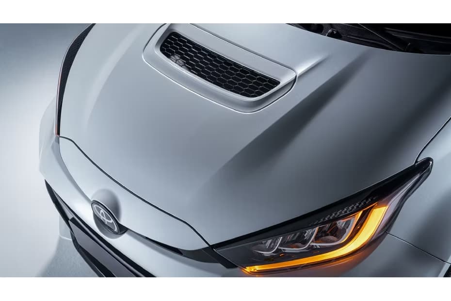 GR Yaris Ducted aluminum hood view GR Yaris Ducted aluminum hood view
