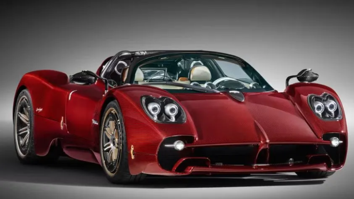 Pagani Unveils The Utopia Roadster, Which Weighs The Same As The Coupe Version Pagani Unveils The Utopia Roadster, Which Weighs The Same As The Coupe Version
