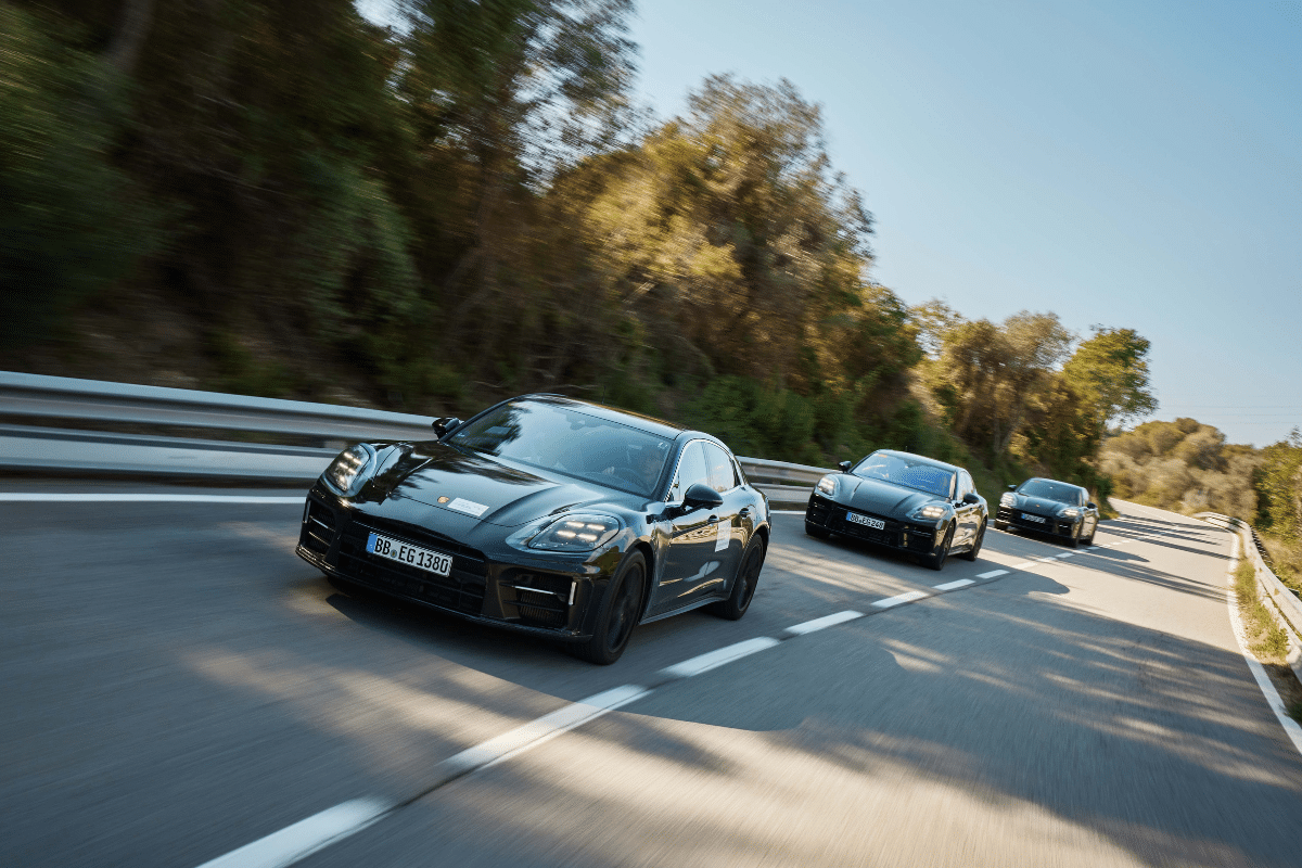 Porsche Plans to Reveal New Panamera Sports Car in Dubai This November Porsche Plans to Reveal New Panamera Sports Car in Dubai This November