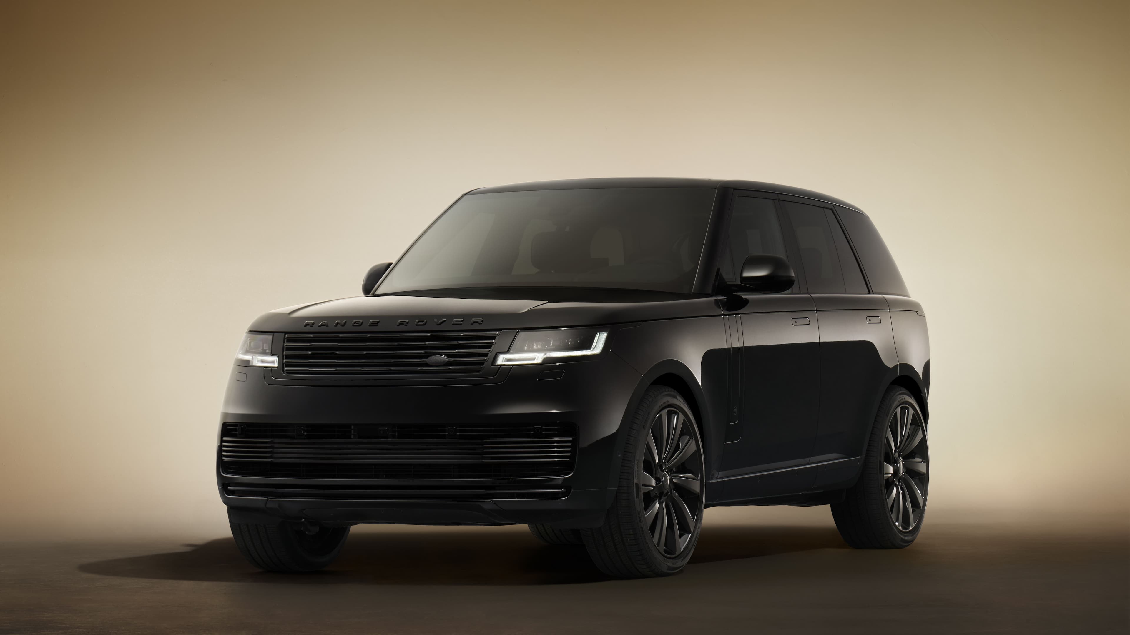Range Rover SV Black 2025: A Bold Fusion of Luxury and Technology Range Rover SV Black 2025: A Bold Fusion of Luxury and Technology