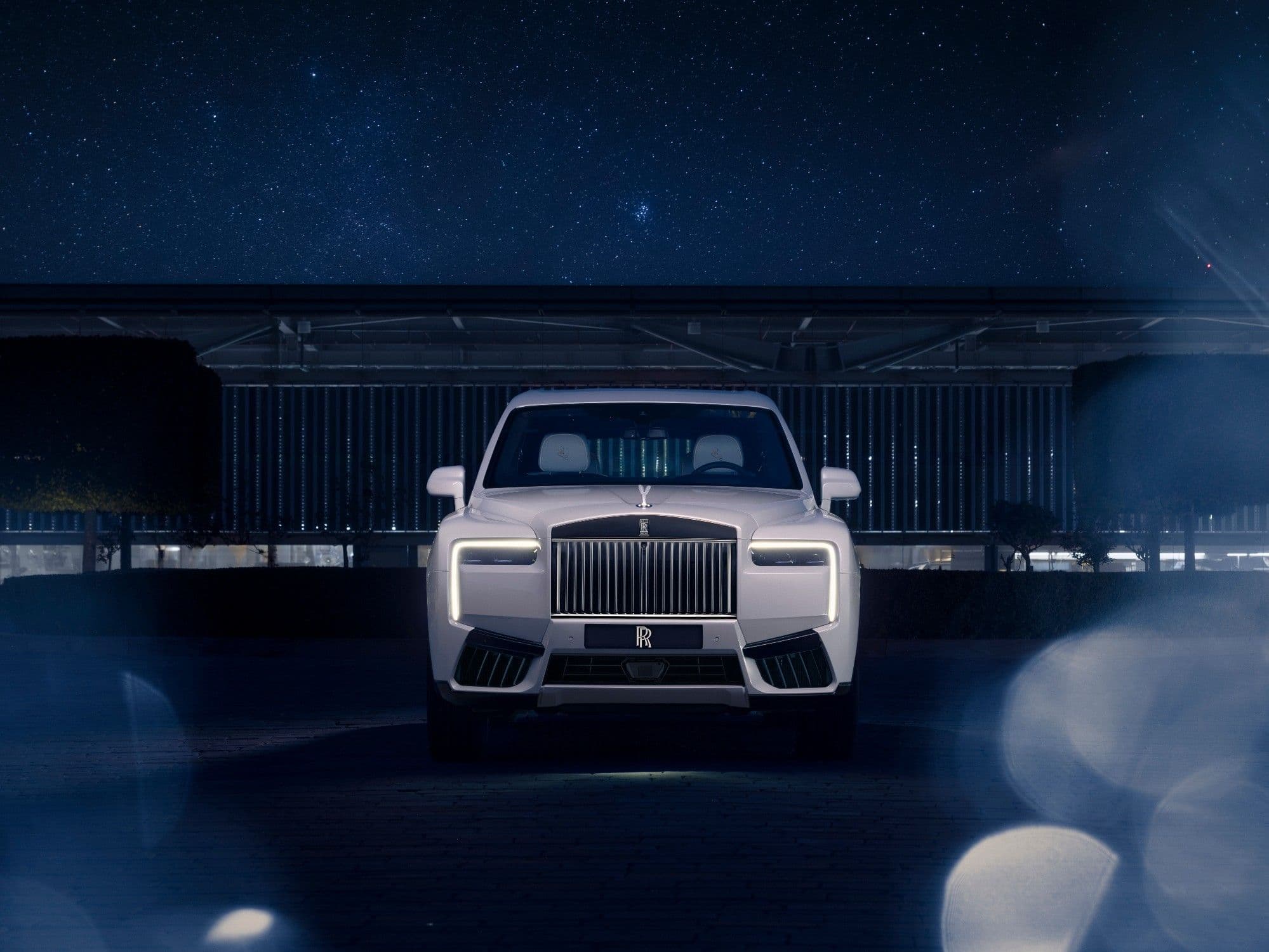 Rolls-Royce Cullinan Cosmos: A Unique Fusion of Artistry and Engineering Rolls-Royce Cullinan Cosmos: A Unique Fusion of Artistry and Engineering