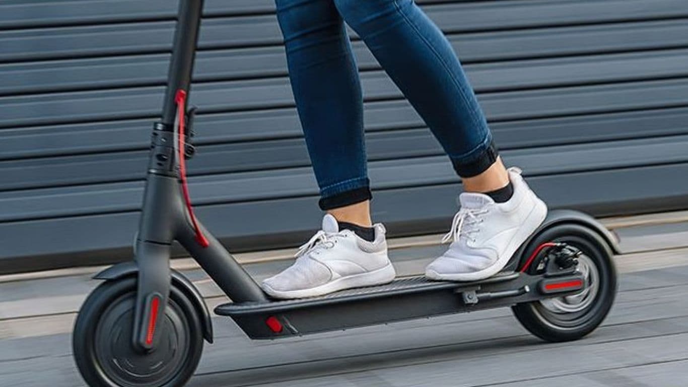 Safe Scooting: Abu Dhabi Police Introduces New E-Scooter Safety Drive Safe Scooting: Abu Dhabi Police Introduces New E-Scooter Safety Drive