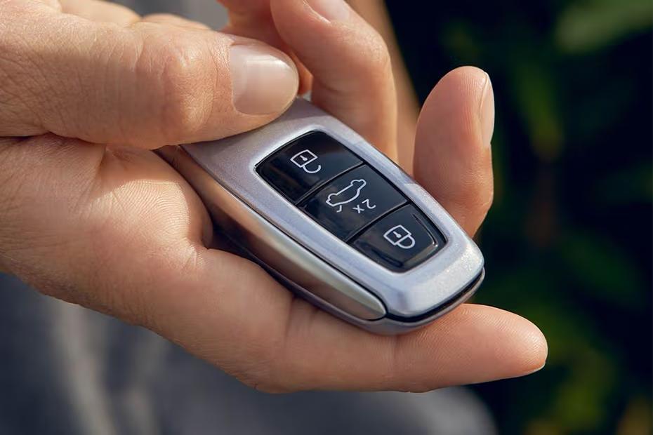 Audi A8 L 2026 Smart Key Audi A8 L 2026 Smart Key