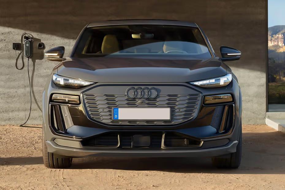Audi Q6 Sportback e-tron 2026 front view with LED Headlights Audi Q6 Sportback e-tron 2026 front view with LED Headlights