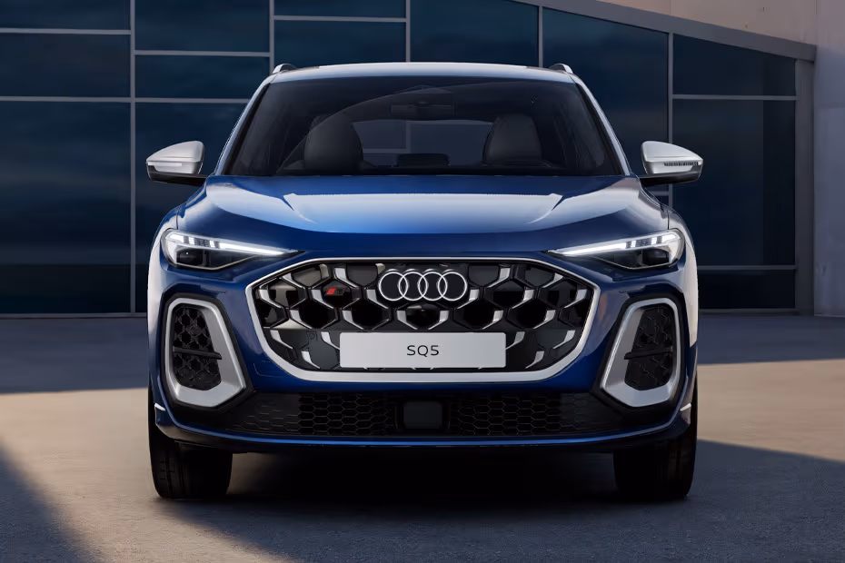 Audi SQ 5 2026 Front View With LED Headlights Audi SQ 5 2026 Front View With LED Headlights