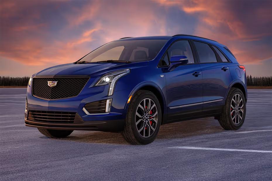 Cadillac XT5 2026 SUV Front left side angle view with LED headlights Cadillac XT5 2026 SUV Front left side angle view with LED headlights