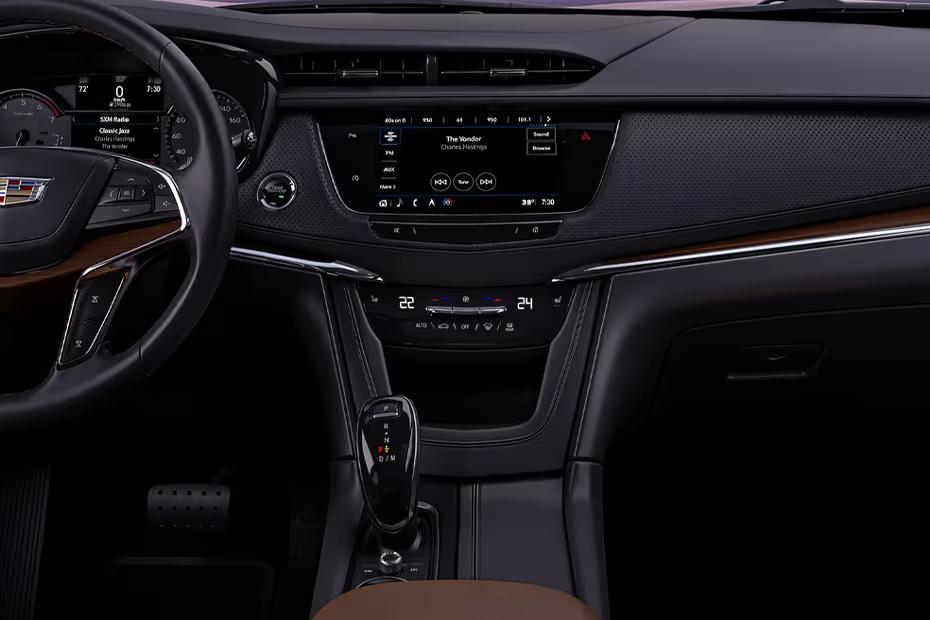 Cadillac XT6 2026 Centre console storage compartment Cadillac XT6 2026 Centre console storage compartment