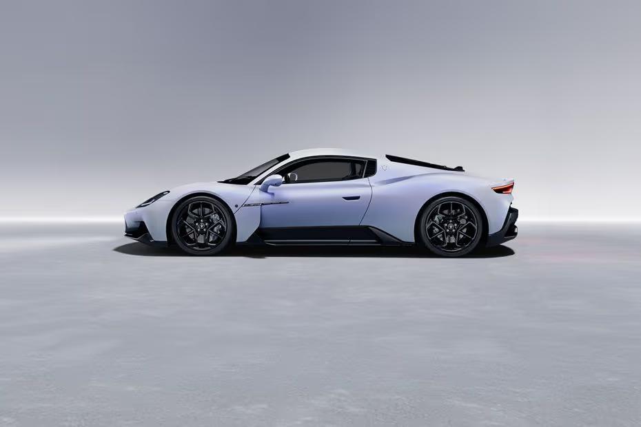 Maserati MC20 2026 Left Side Profile with Alloy Wheels Maserati MC20 2026 Left Side Profile with Alloy Wheels