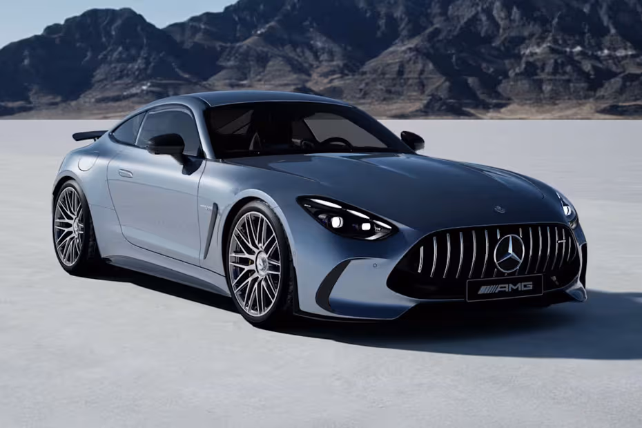 Mercedes-Benz AMG GT 2026 Front Left view With LED Headlights Mercedes-Benz AMG GT 2026 Front Left view With LED Headlights