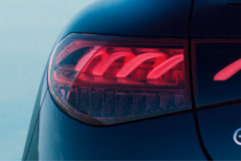 Mercedes-Benz EQE 2026 LED Taillight Close-up Mercedes-Benz EQE 2026 LED Taillight Close-up