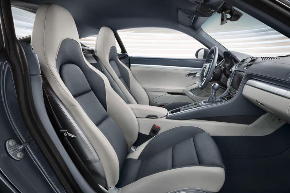 Porsche 718 2026 Interior front seats view from the passenger side cabin Porsche 718 2026 Interior front seats view from the passenger side cabin