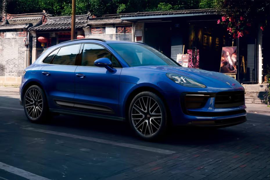 Porsche Macan 2026 Front Left Perspective View Porsche Macan 2026 Front Left Perspective View