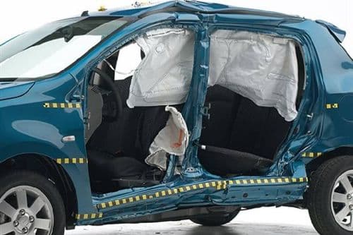 Action shot taken during the Institute's small overlap frontal crash test Action shot taken during the Institute's small overlap frontal crash test