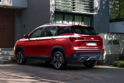 Chevrolet Captiva Rear Left Side View Chevrolet Captiva Rear Left Side View