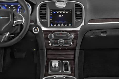 Chrysler 300 Infotainment System Chrysler 300 Infotainment System