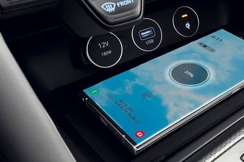 Genesis G70 Wireless Charging Genesis G70 Wireless Charging