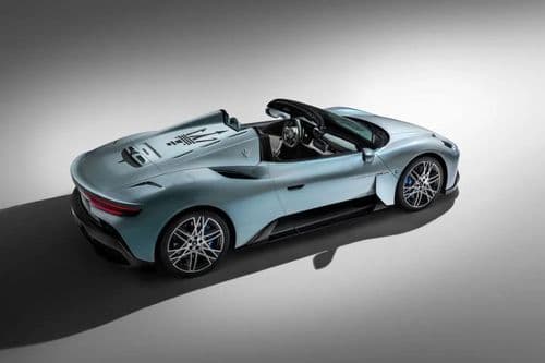 Maserati MC20 Cielo Right Side View Maserati MC20 Cielo Right Side View