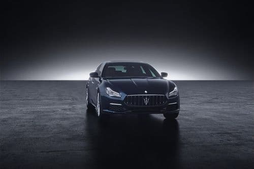 Maserati Quattroporte Right Side Front View Maserati Quattroporte Right Side Front View