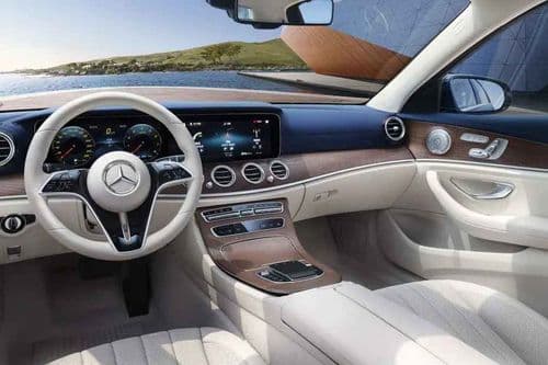 Mercedes-Benz E-Class Coupe Dashboard Mercedes-Benz E-Class Coupe Dashboard