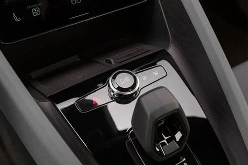 Polestar 2 Wireless Charging Polestar 2 Wireless Charging