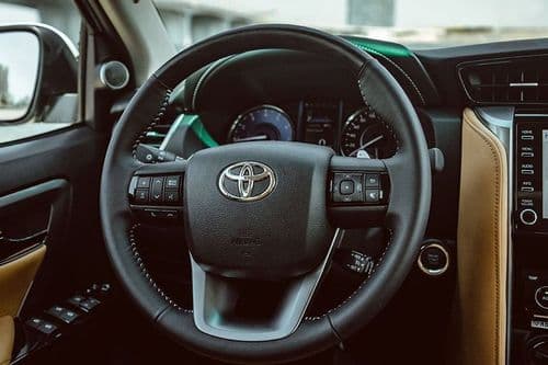 Toyota Fortuner Steering Wheel Toyota Fortuner Steering Wheel