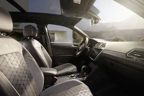 Volkswagen Tiguan Seat side View Volkswagen Tiguan Seat side View