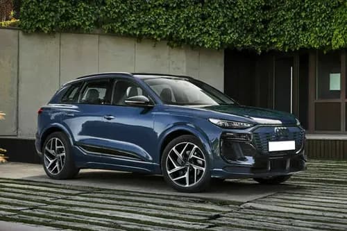 Audi Q6 E-Tron 2024 Right Side Front View Audi Q6 E-Tron 2024 Right Side Front View