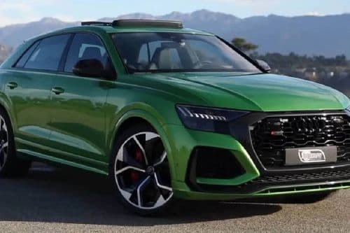 Audi RS Q8 2024 Right Side Front View Audi RS Q8 2024 Right Side Front View