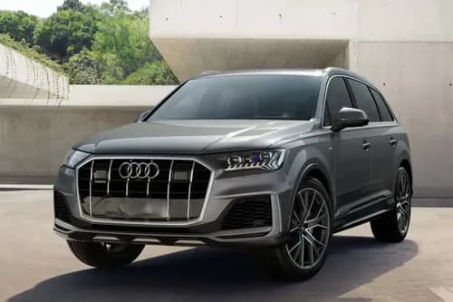 Audi SQ7 2024 Left Side Front View Audi SQ7 2024 Left Side Front View
