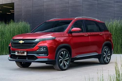 Chevrolet Captiva 2024 Left Side Front View Chevrolet Captiva 2024 Left Side Front View