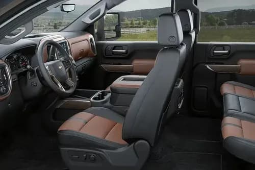 Chevrolet Silverado HD 2024 Front Seat View Chevrolet Silverado HD 2024 Front Seat View